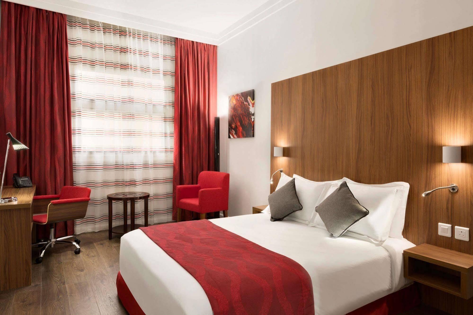 Ramada Encore Al Khobar Olaya Екстериор снимка