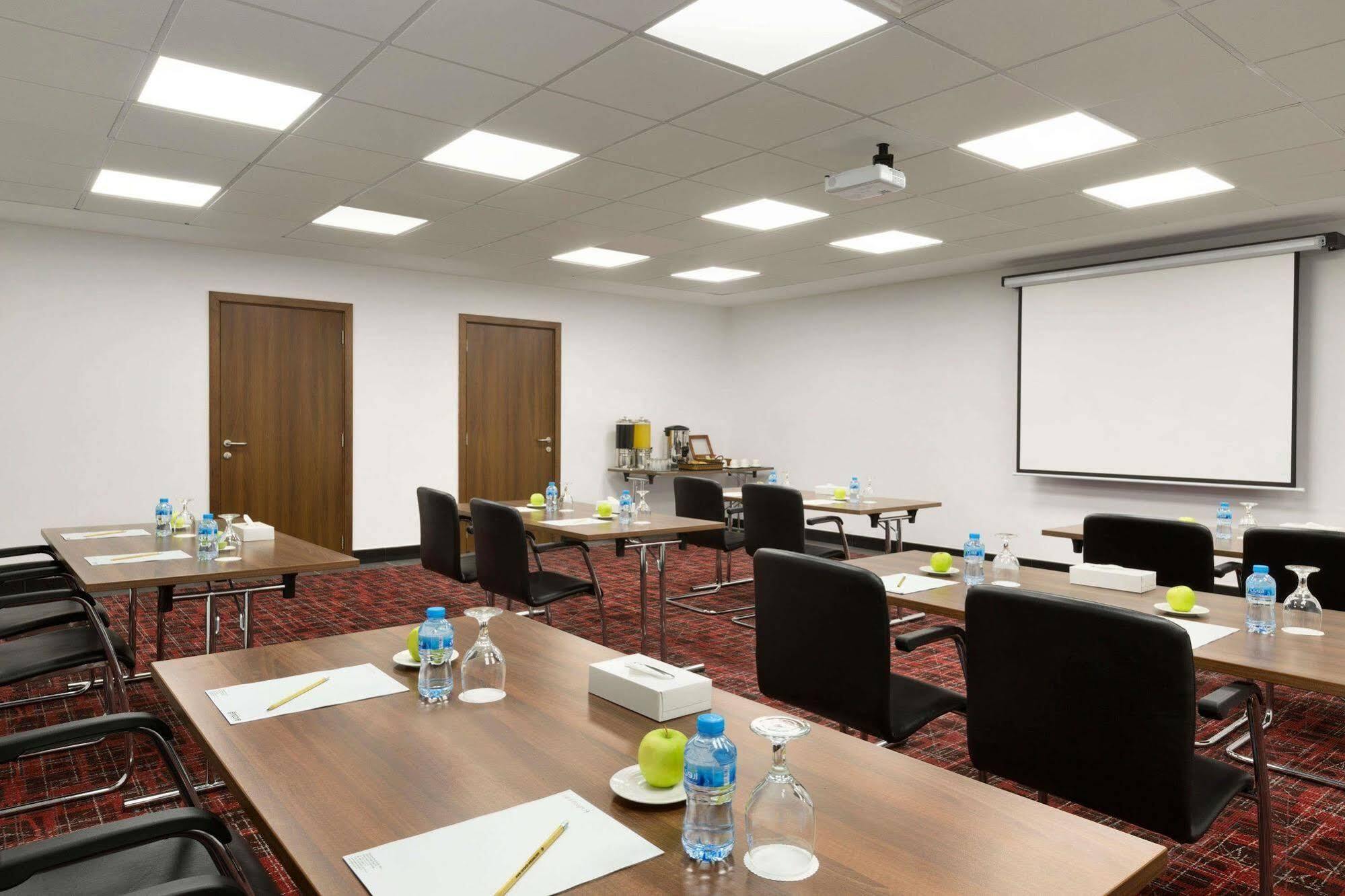 Ramada Encore Al Khobar Olaya Екстериор снимка